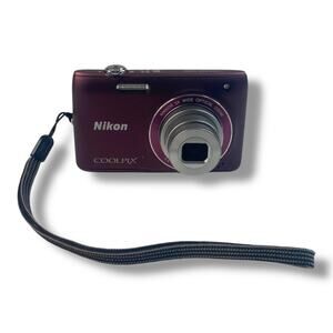 Nikon COOLPIX S4100 14.0MP Digital Camera Plum Purple W Battery & Sd Card Tested